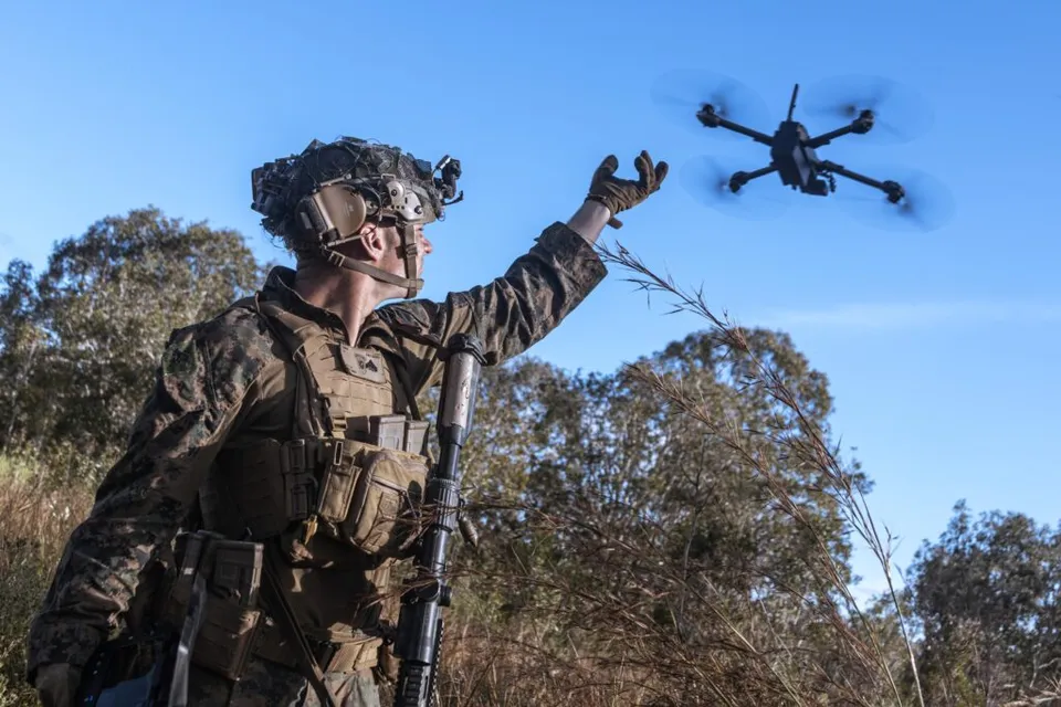 Elveția își face armată de drone până în 2028. Ce planuri are Berna pentru recrutare și tehnologie