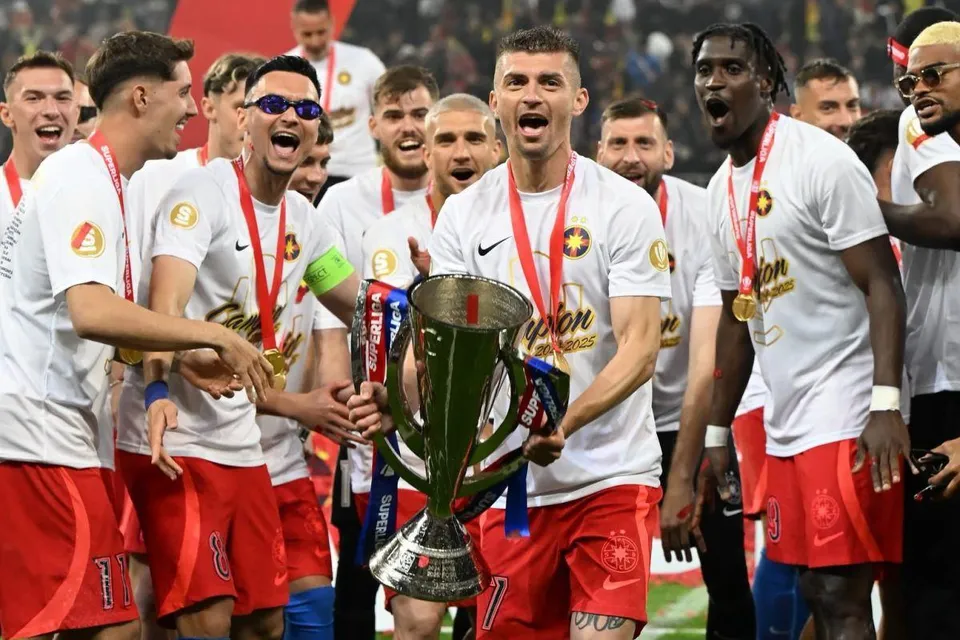 Tănase pleacă în scandal, dar îi spune „Steaua” la despărțire
