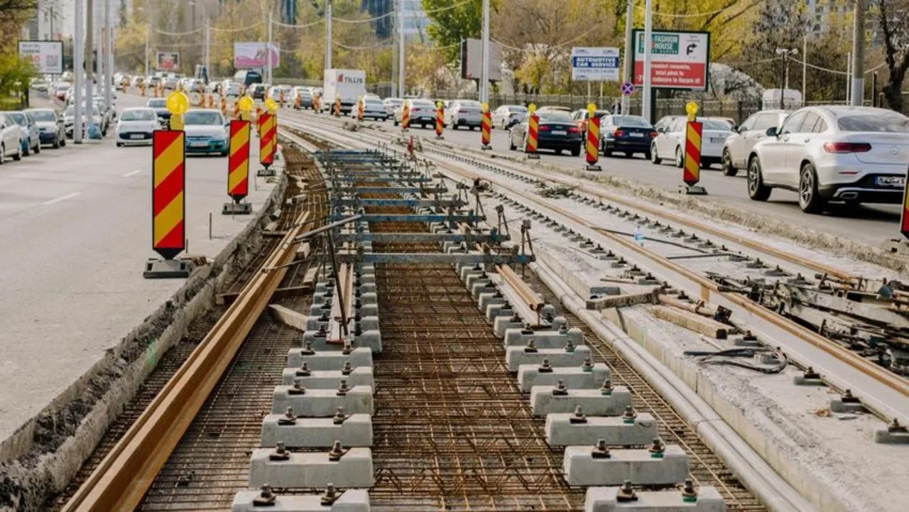 Tramvaiele din București întârzie cu șase luni din cauza conductelor fantomă