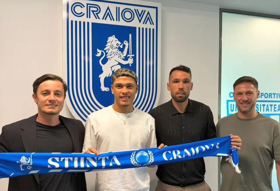 Craiova aduce un atacant brazilian de 1,86 metri, recomandat de Gustavo