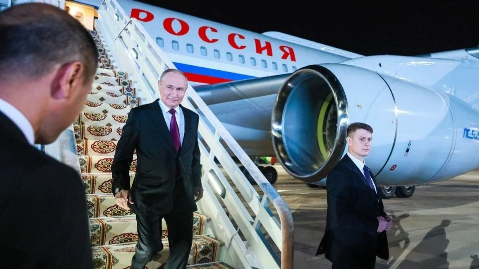 Dronele au blocat cerul Moscovei fix când se întorcea Putin