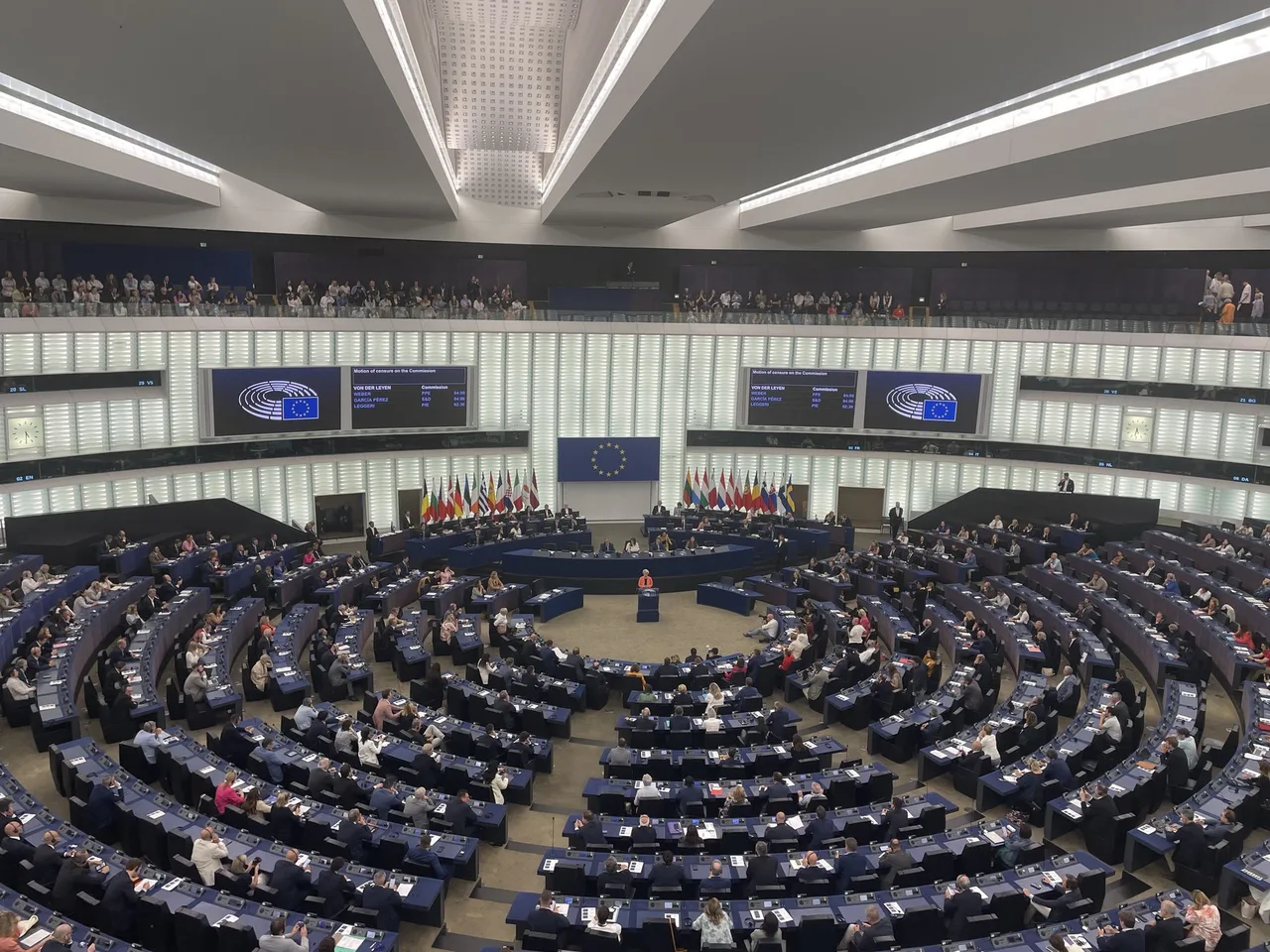 România, în tabăra care spune nu tăierii de 159 de miliarde