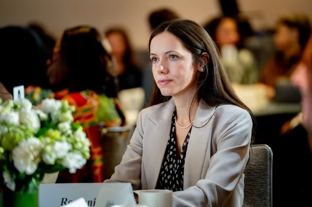 Mirabela Grădinaru: „A cere ajutor este un act de curaj”
