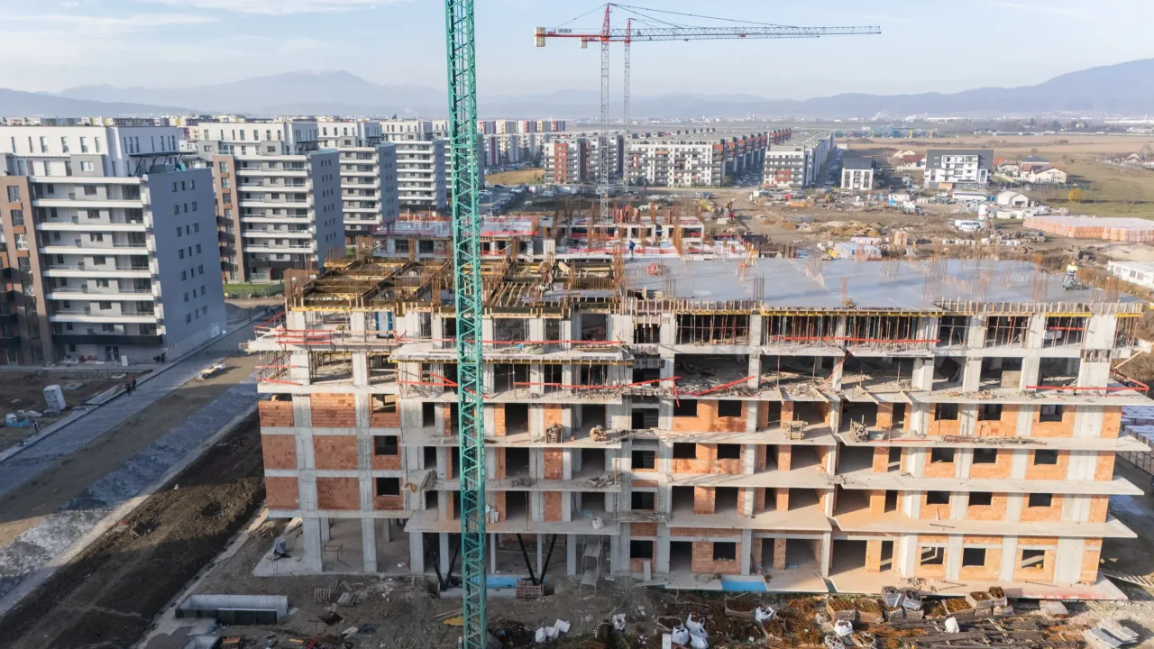 Brașovul, lider național la locuințe noi construite în ultimii zece ani