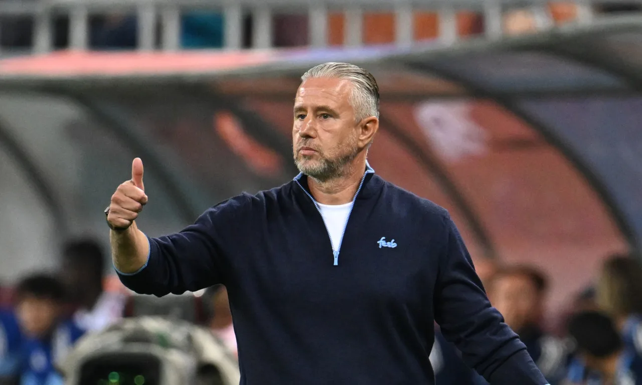 Reghecampf scapă de suspendare și rămâne pe banca FCSB