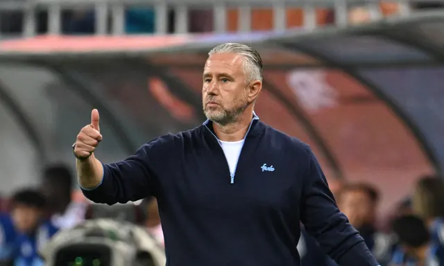 Reghecampf scapă de suspendare și rămâne pe banca FCSB