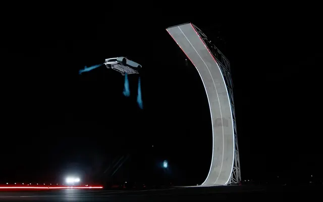 Roadsterul lui Musk s-a ridicat de la sol: 0-100 km/h sub o secundă