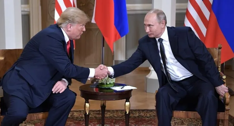Trump își suspendă propriile sancțiuni contra Rusiei, cu două zile înainte