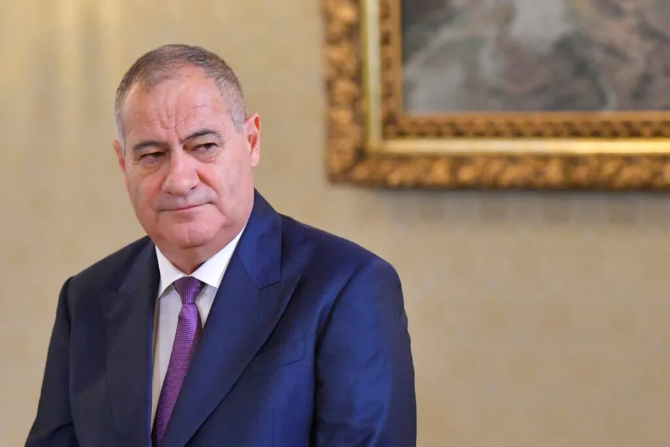 Neacșu: schimbul de poziții între PSD și PNL ne ajută pe toți