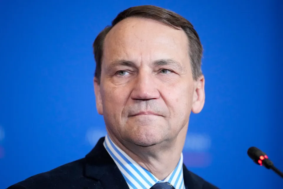 Ministrul polonez îl ceartă pe șeful Pentagonului pe tema NATO