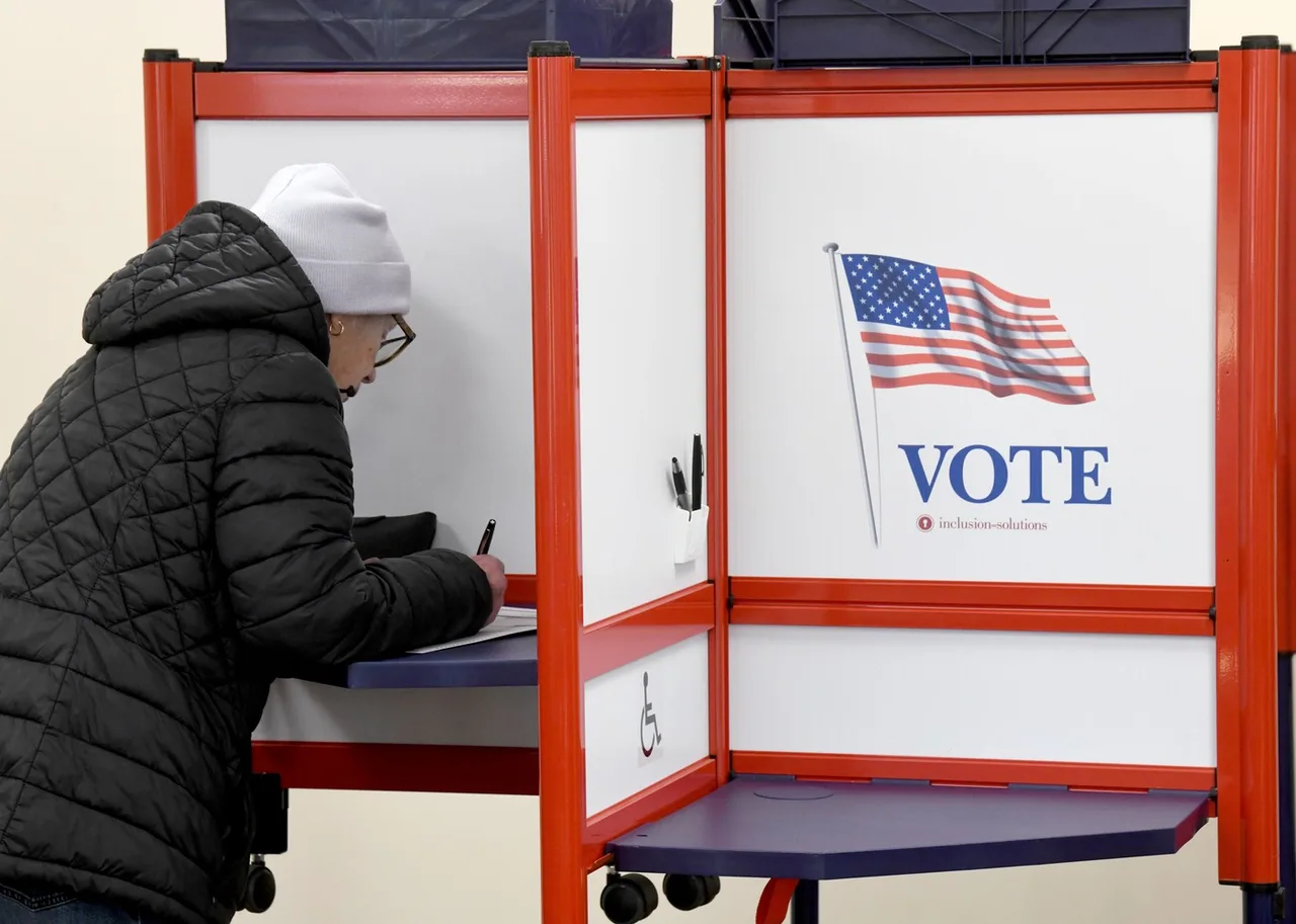 Rusia atacă alegerile americane cu dezinformare generată de AI