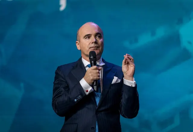 Rareș Bogdan despre Bolojan: „A dat-o de gard total”