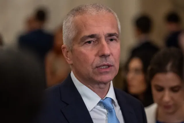 Marinescu semnează ordinul comun pentru Legea femicidului