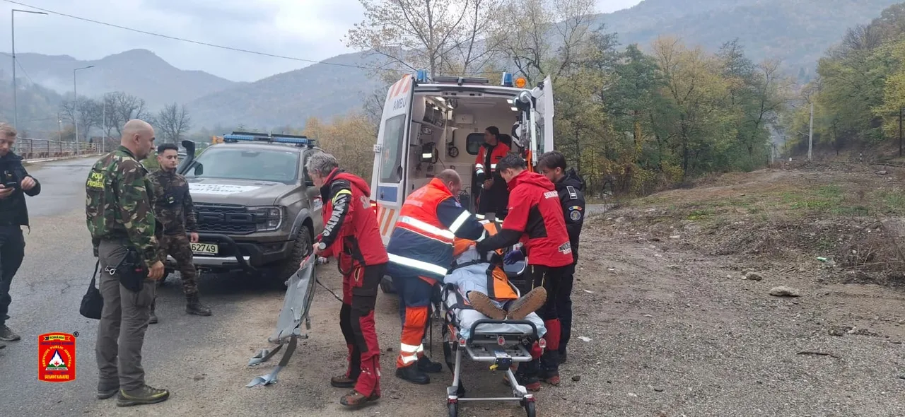 Șapte zile pe jos și Tisa înot: doi ucraineni, găsiți în hipotermie